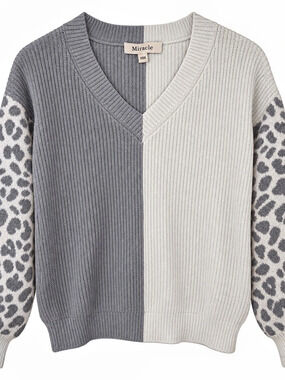 Miracle USA Colorblock Leopard Sleeve V-Neck Sweater XS/S